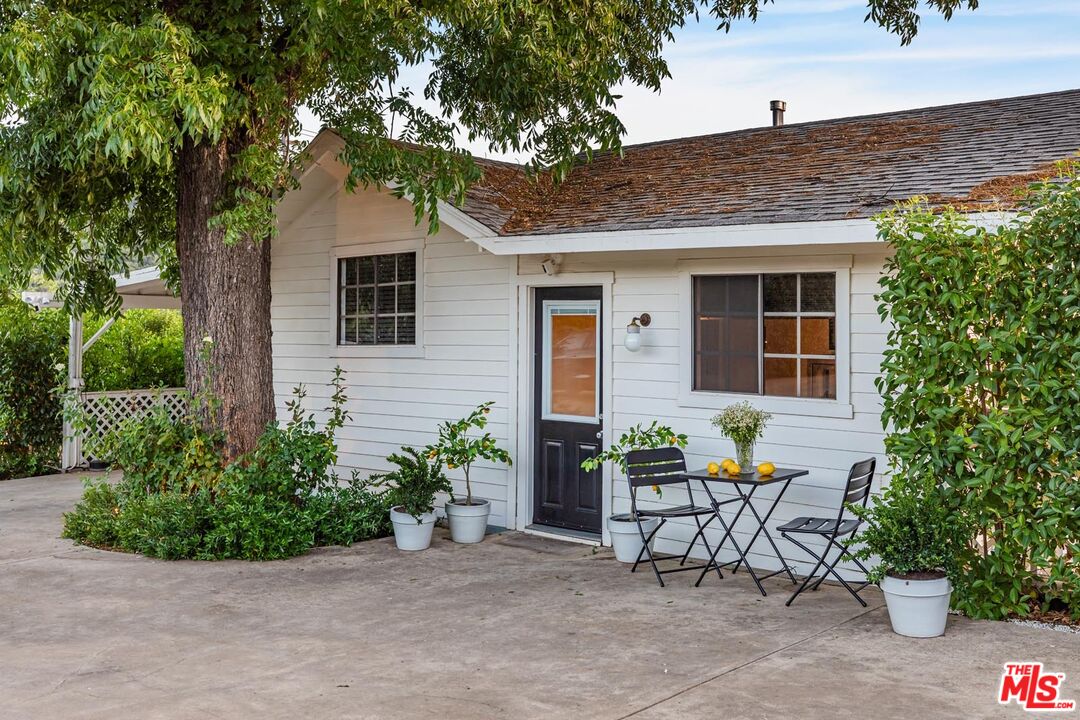 10999 Ojai Santa Paula Rd