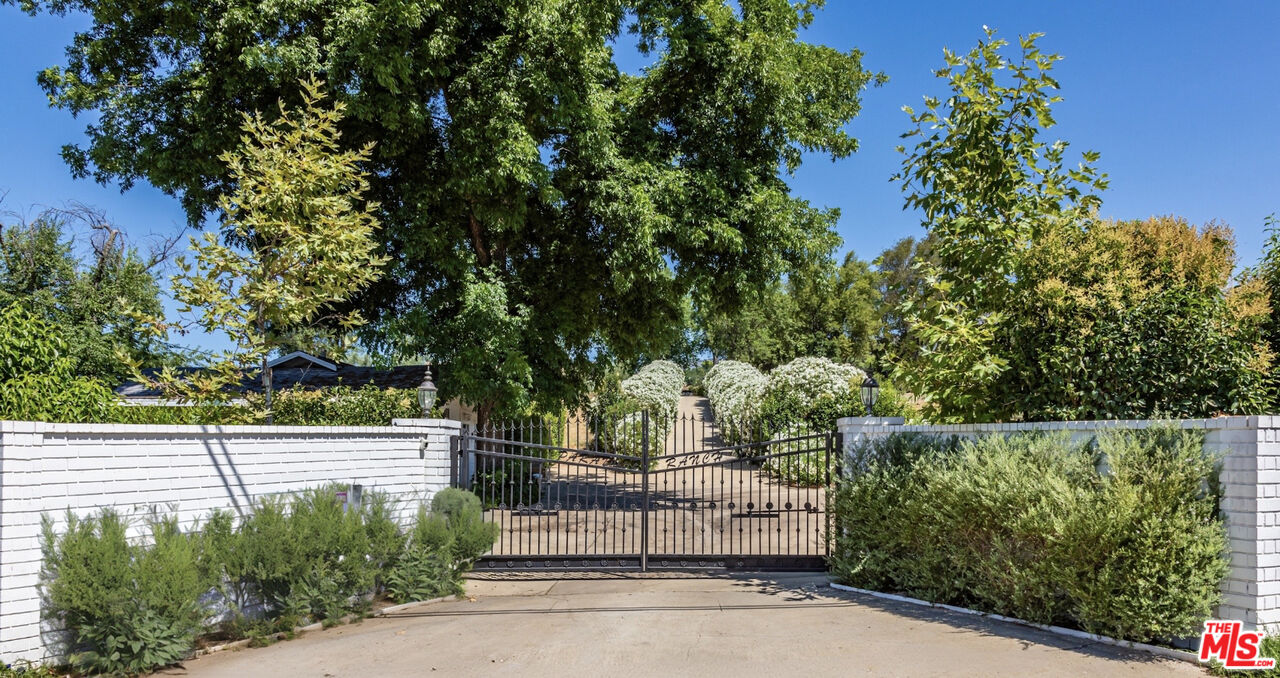 10999 Ojai Santa Paula Rd