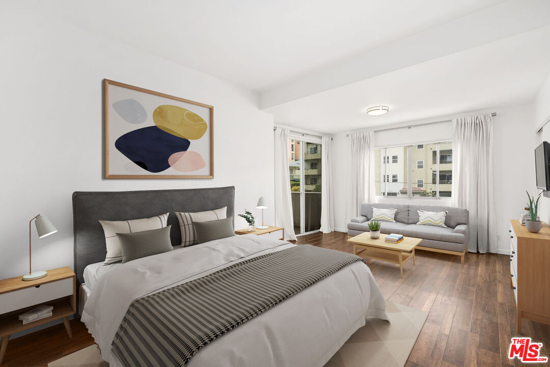 7250 Franklin Ave Unit: 305