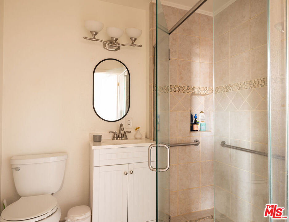 100 S Doheny Dr Unit: 1011