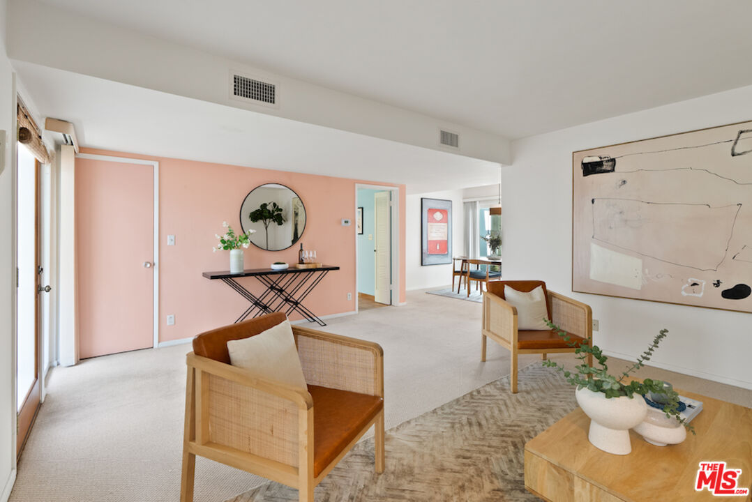 852 21st St Unit: E