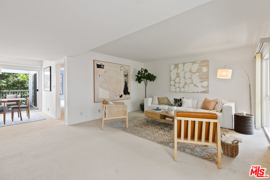 852 21st St Unit: E