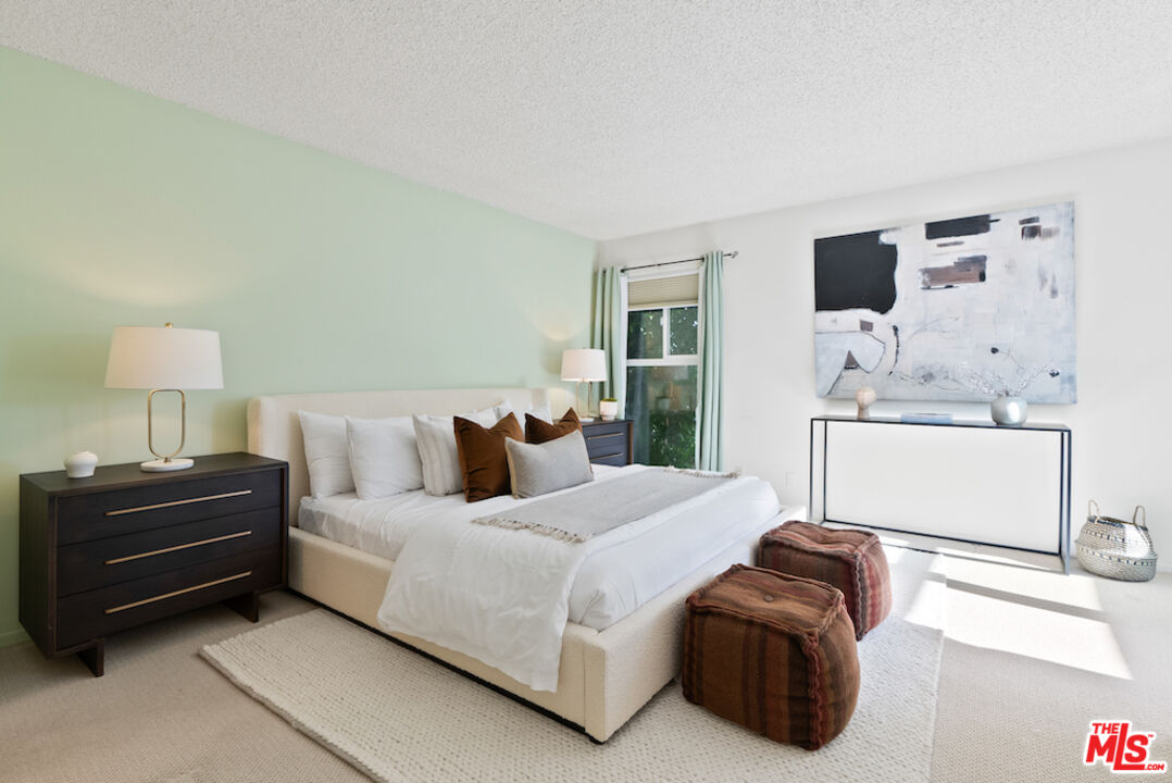 852 21st St Unit: E