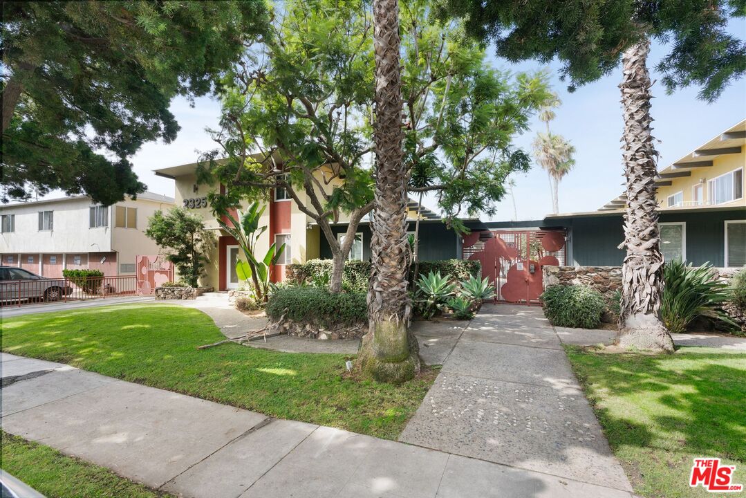 2325 Kansas Ave Unit: 7