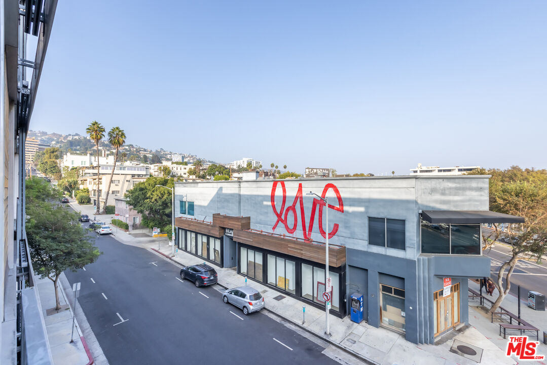 901 Hancock Ave Unit: 302