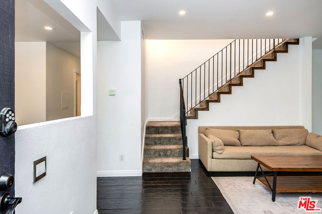 1314 17th St Unit: 14