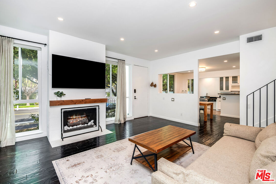 1314 17th St Unit: 14