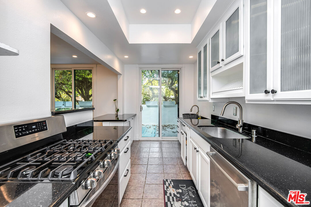 1314 17th St Unit: 14