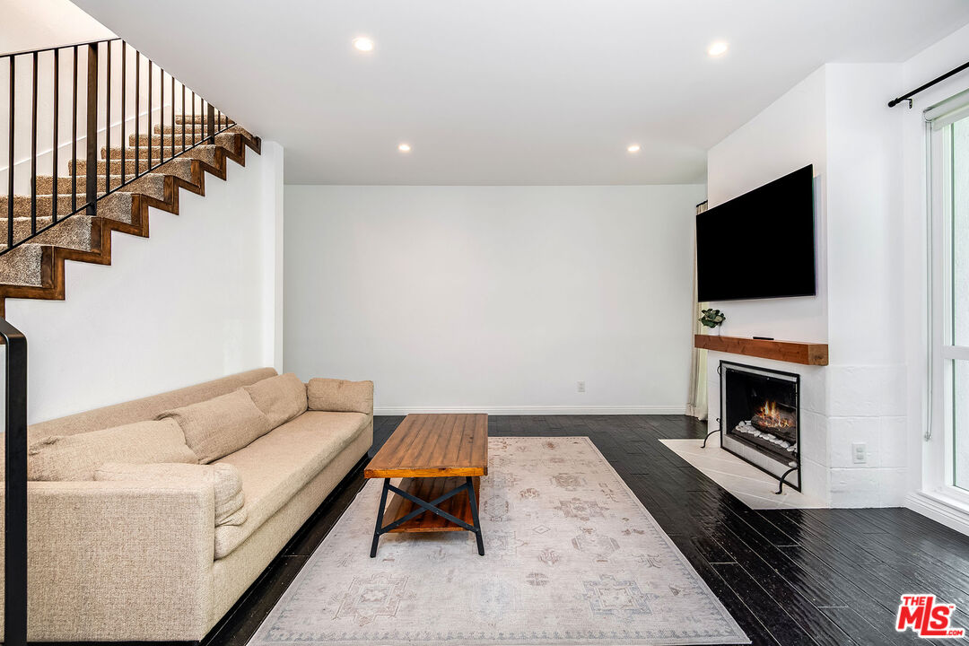 1314 17th St Unit: 14