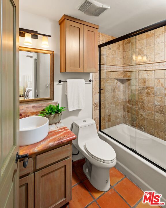 7047 Vista Del Mar Ln