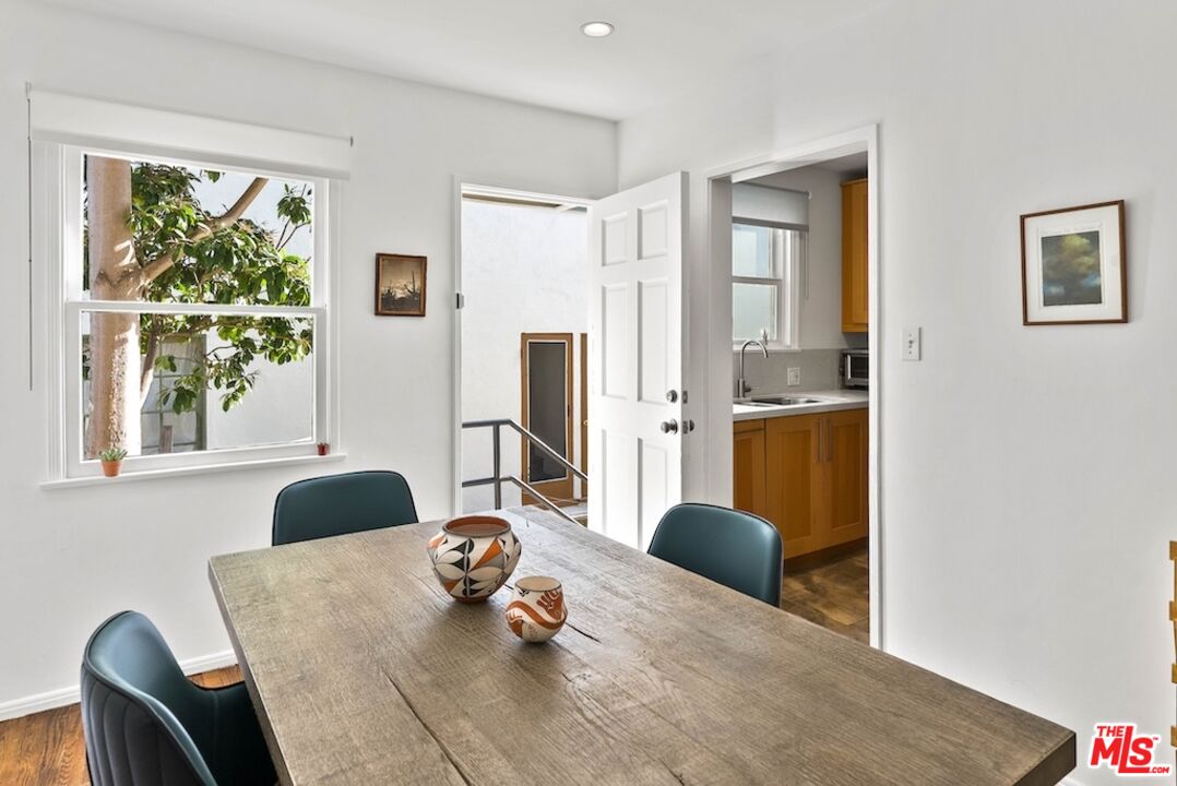 1032 19th St Unit: 2