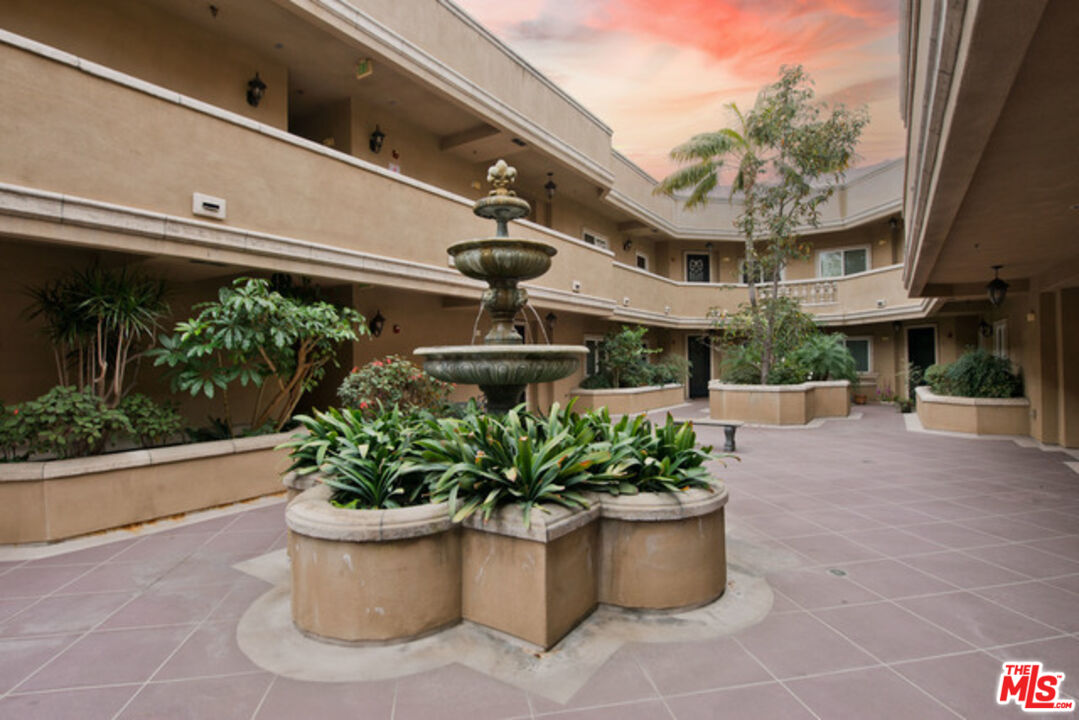 11440 National Blvd Unit: 14