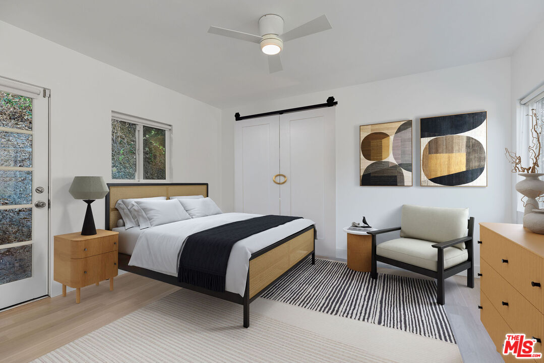 1005 N Beverly Glen Blvd