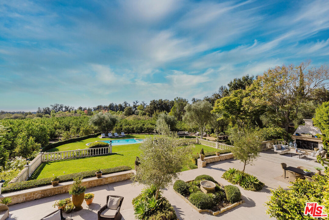 6201 Old Balcom Canyon Rd