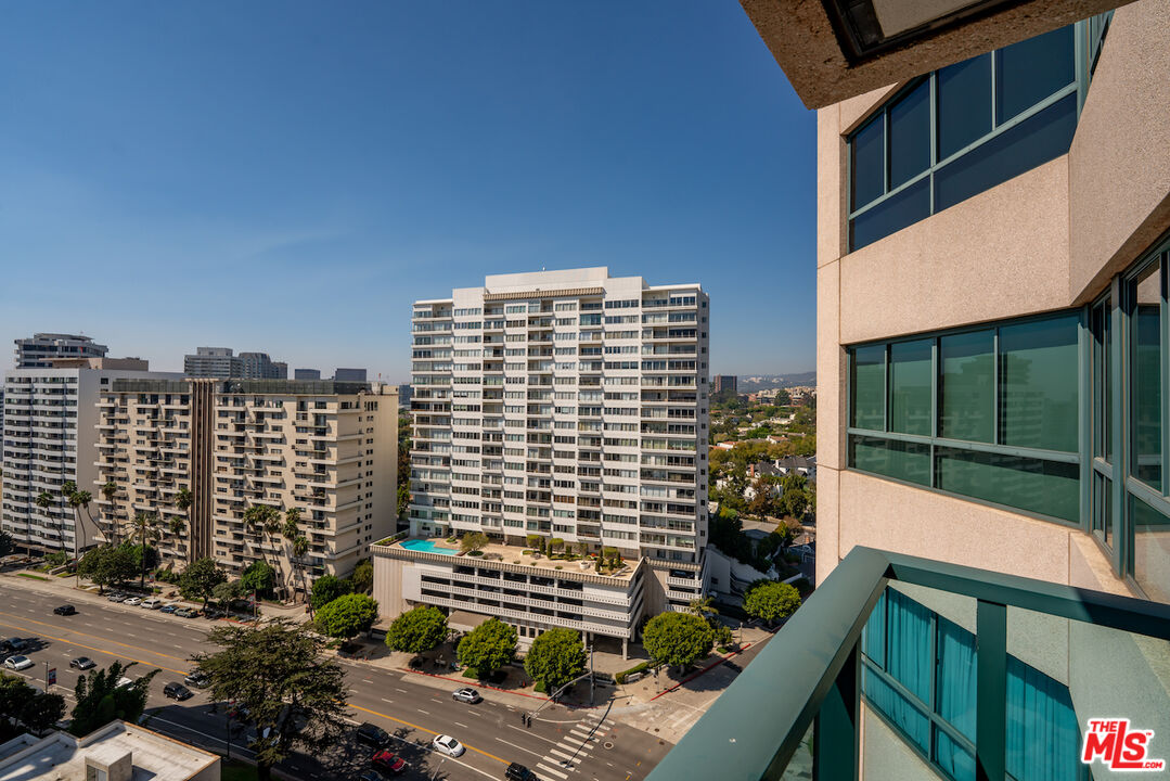 10490 Wilshire Blvd Unit: 1402