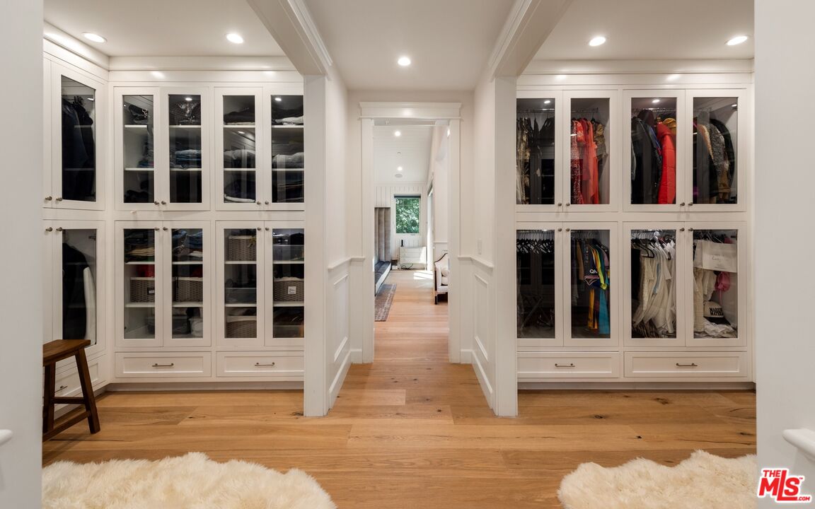 15272 Valley Vista Blvd