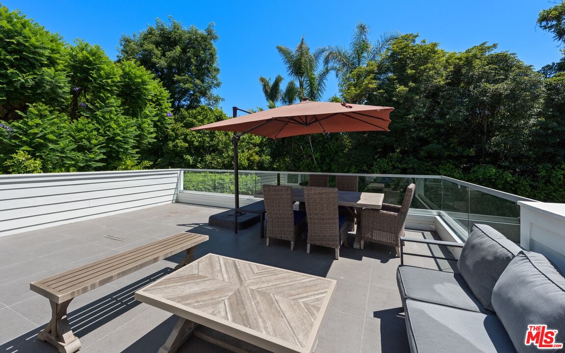 15272 Valley Vista Blvd