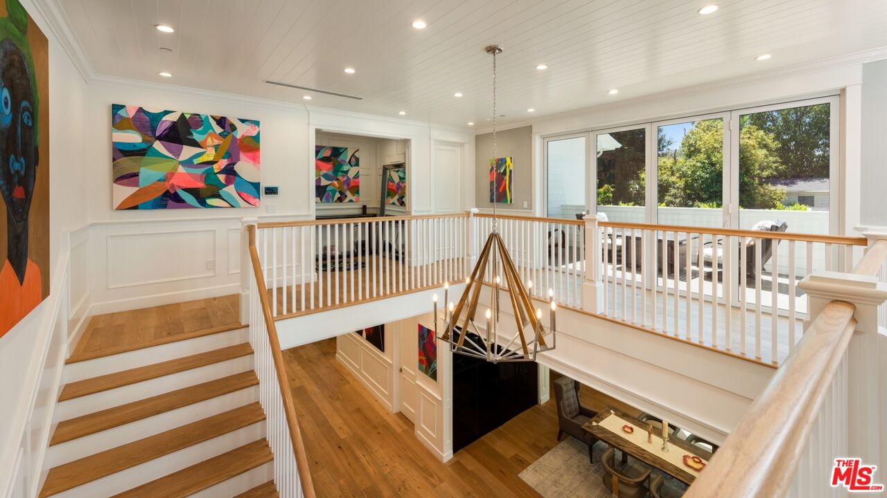 15272 Valley Vista Blvd