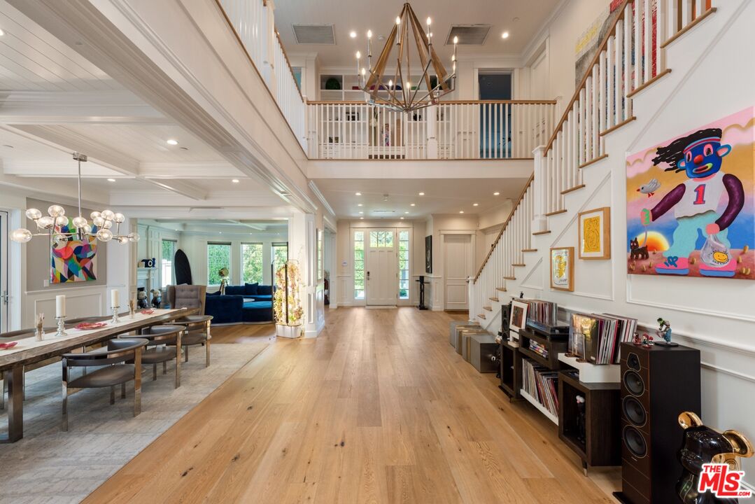 15272 Valley Vista Blvd