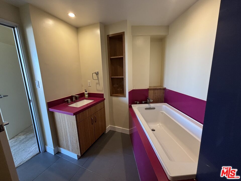 2170 Century Park Unit: 912