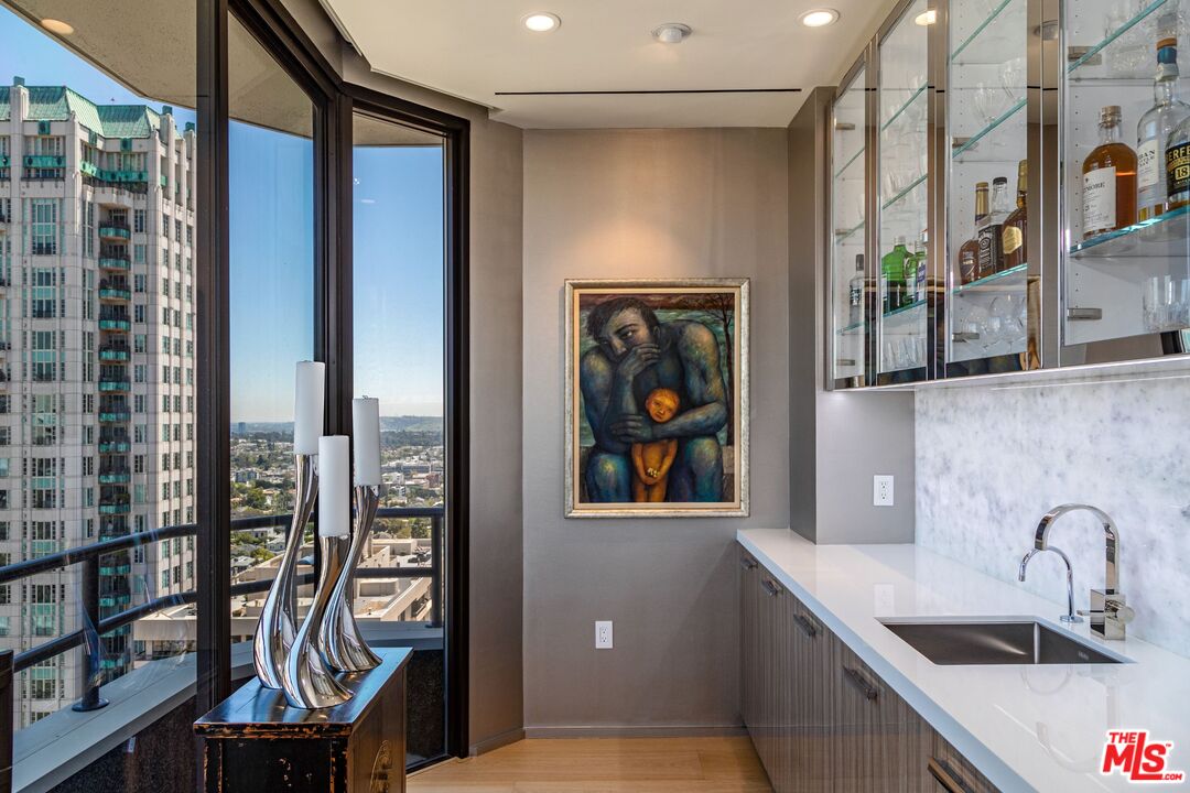 10601 Wilshire Blvd Unit: 19E