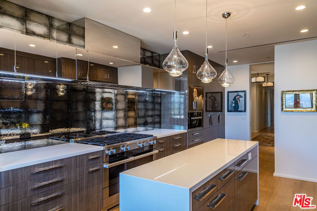 10601 Wilshire Blvd Unit: 19E