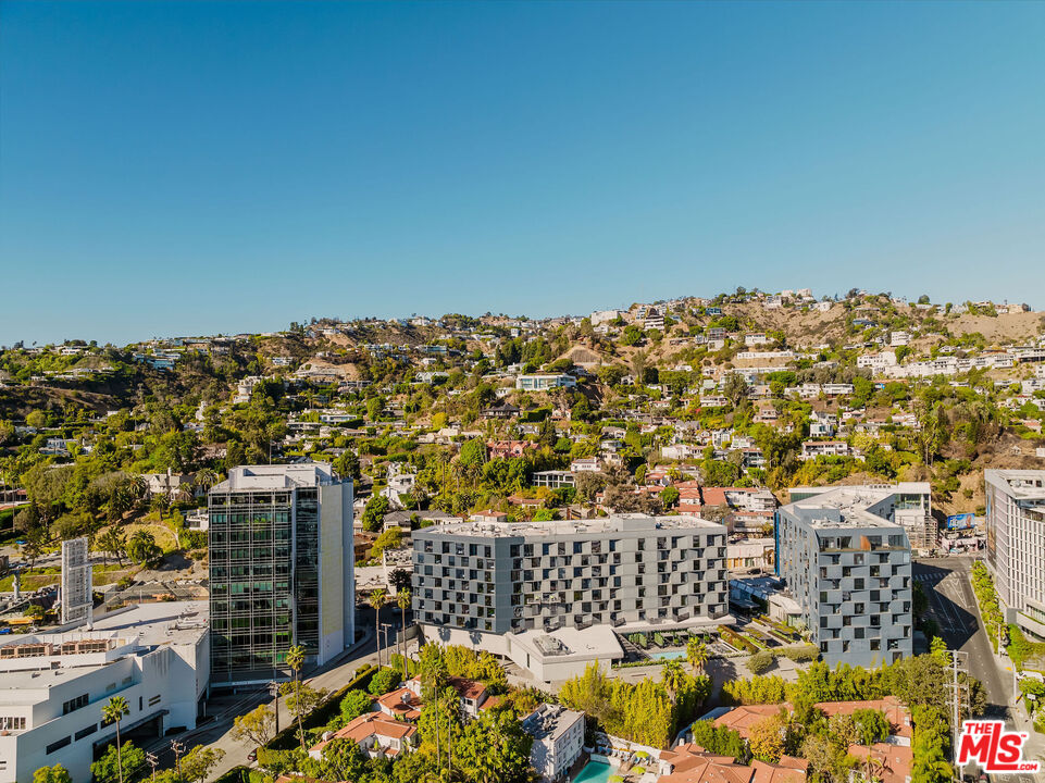 1155 N La Cienega Blvd Unit: 1207