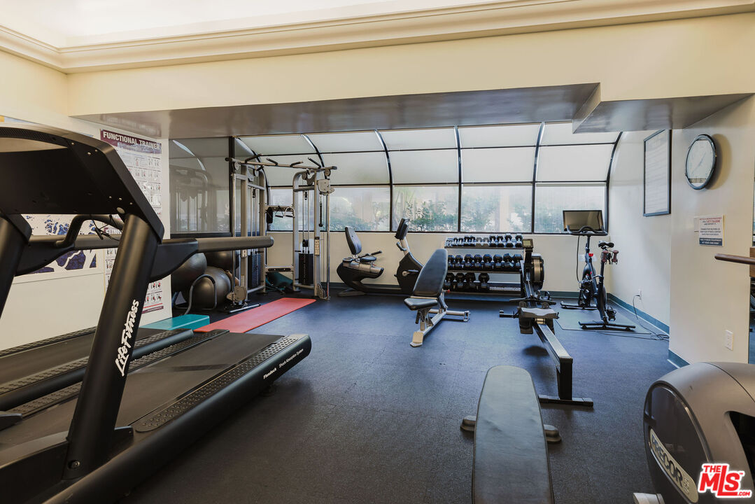 1155 N La Cienega Blvd Unit: 1207