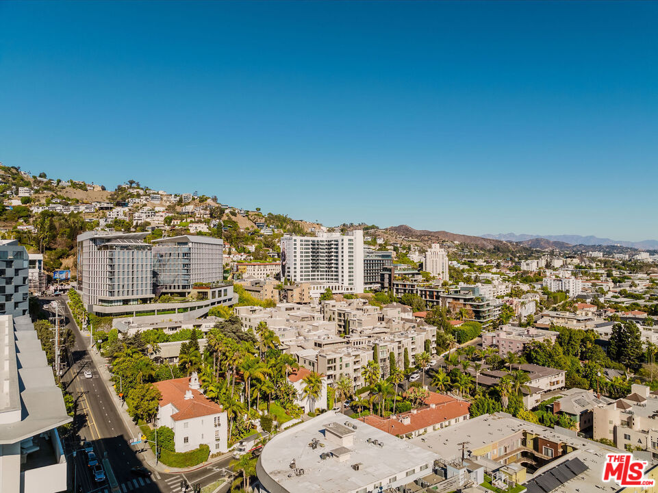 1155 N La Cienega Blvd Unit: 1207