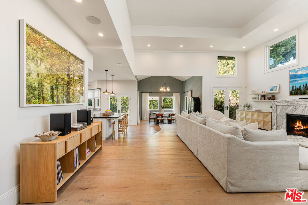 4229 Laurelgrove Ave