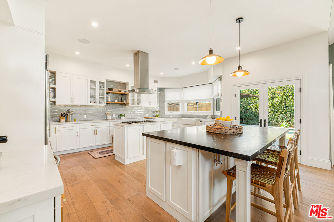 4229 Laurelgrove Ave