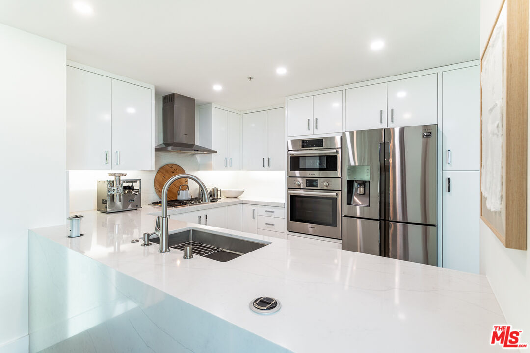 3131 Michelson Dr Unit: 1506