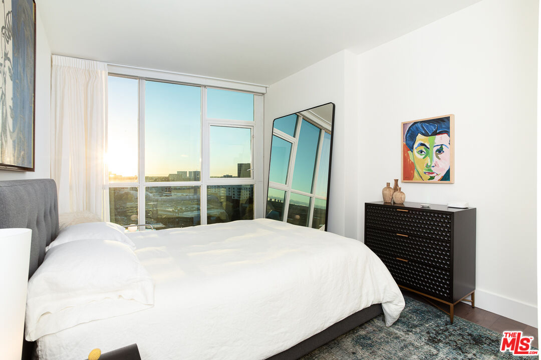 3131 Michelson Dr Unit: 1506