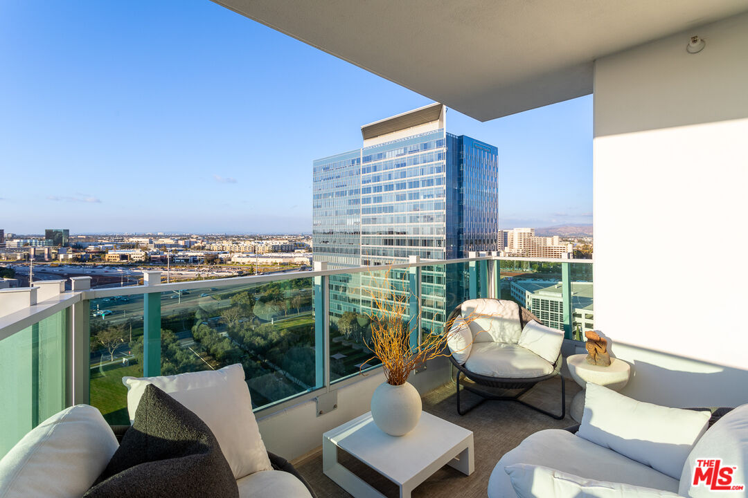 3131 Michelson Dr Unit: 1506