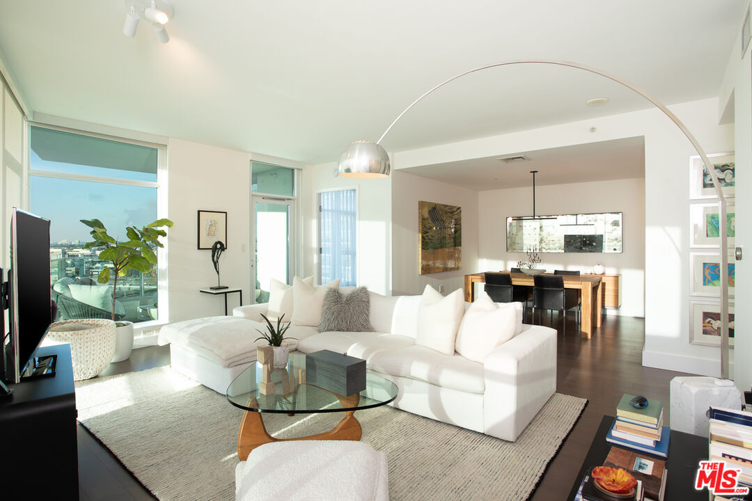 3131 Michelson Dr Unit: 1506