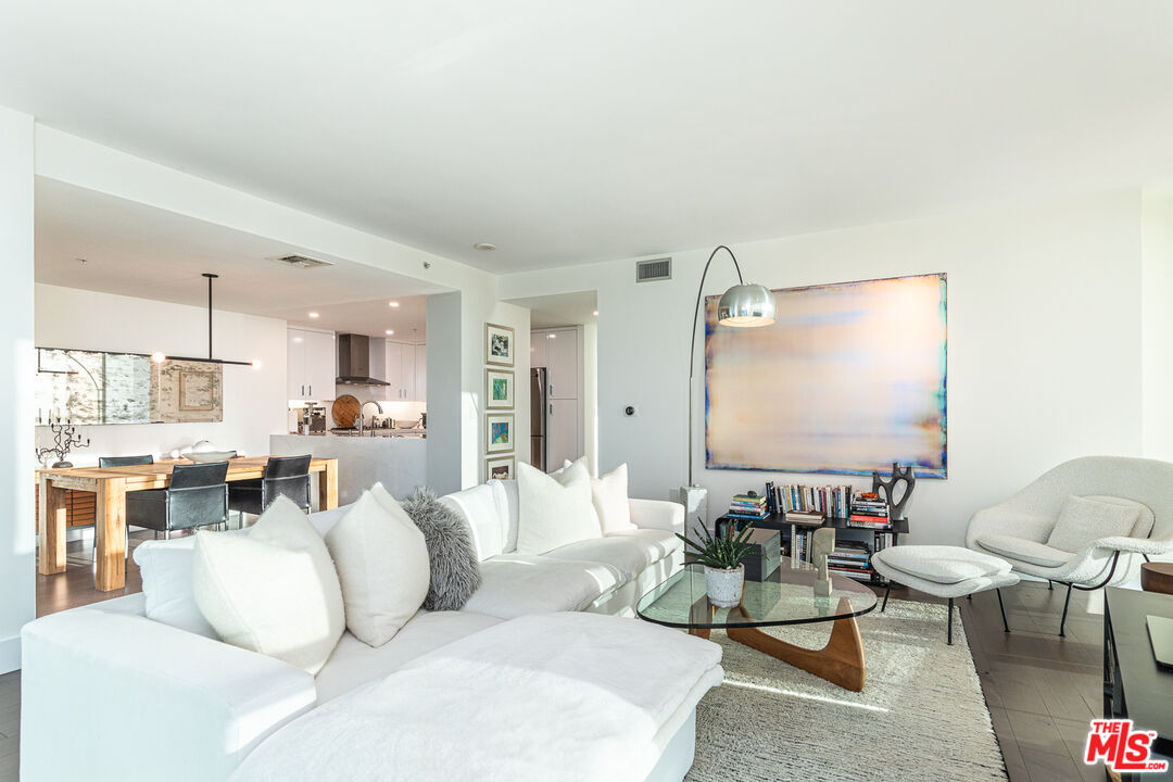 3131 Michelson Dr Unit: 1506