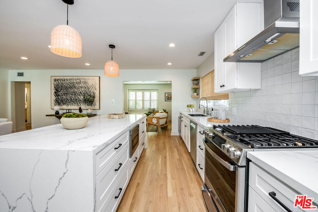 9507 Cattaraugus Ave