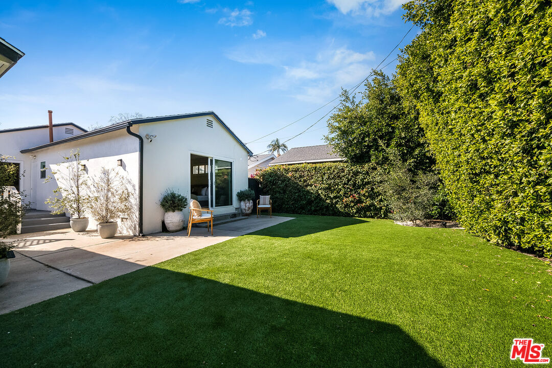 9507 Cattaraugus Ave