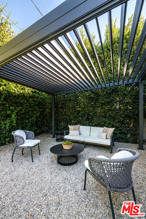 9507 Cattaraugus Ave