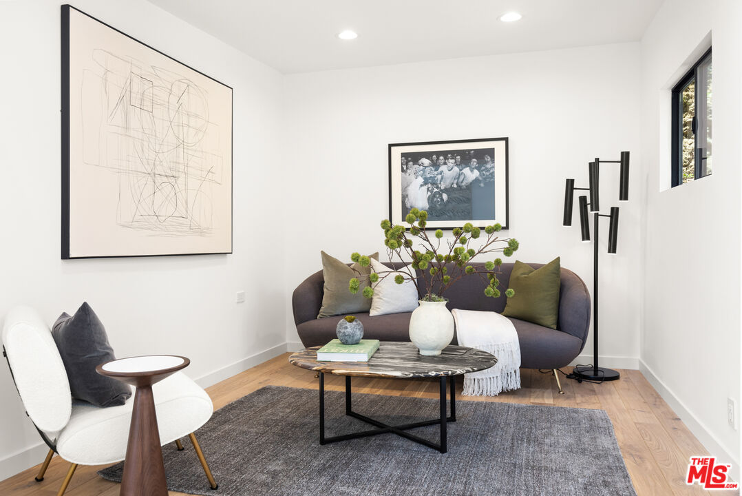 1341 Sierra Alta Way