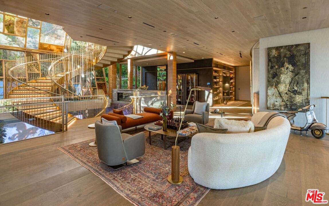 607 Siena Way