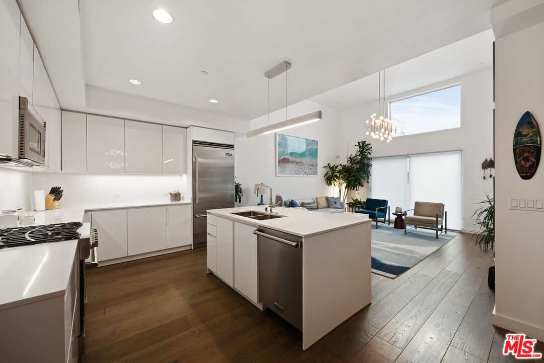 1433 14th St Unit: 19