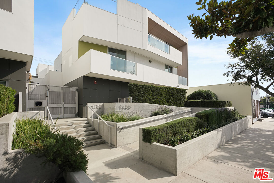 1433 14th St Unit: 19