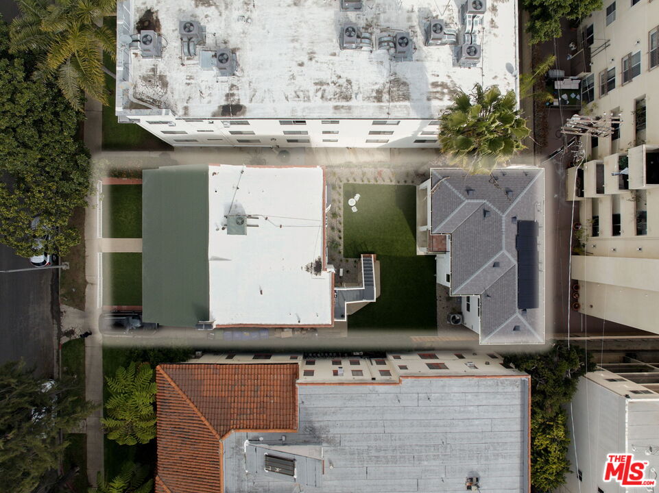 128 S Swall Dr. Unit: 1/2