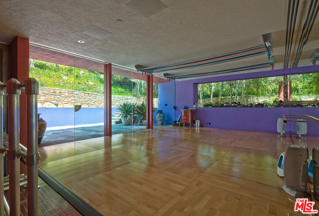 470 Layton Way