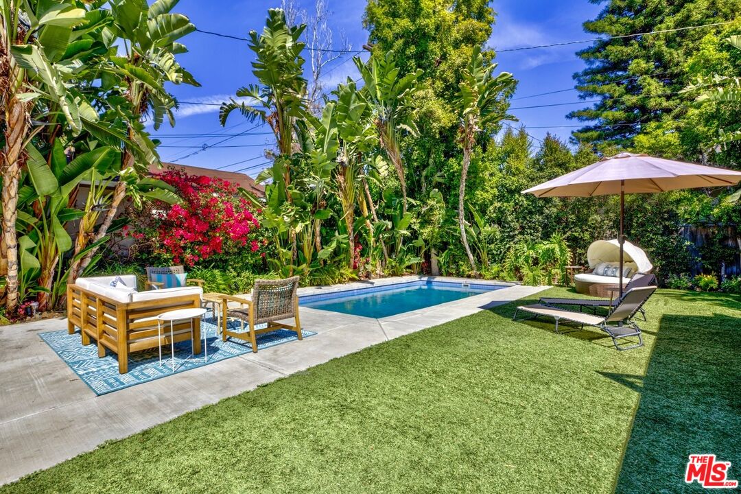 1308 N Orange Grove Ave