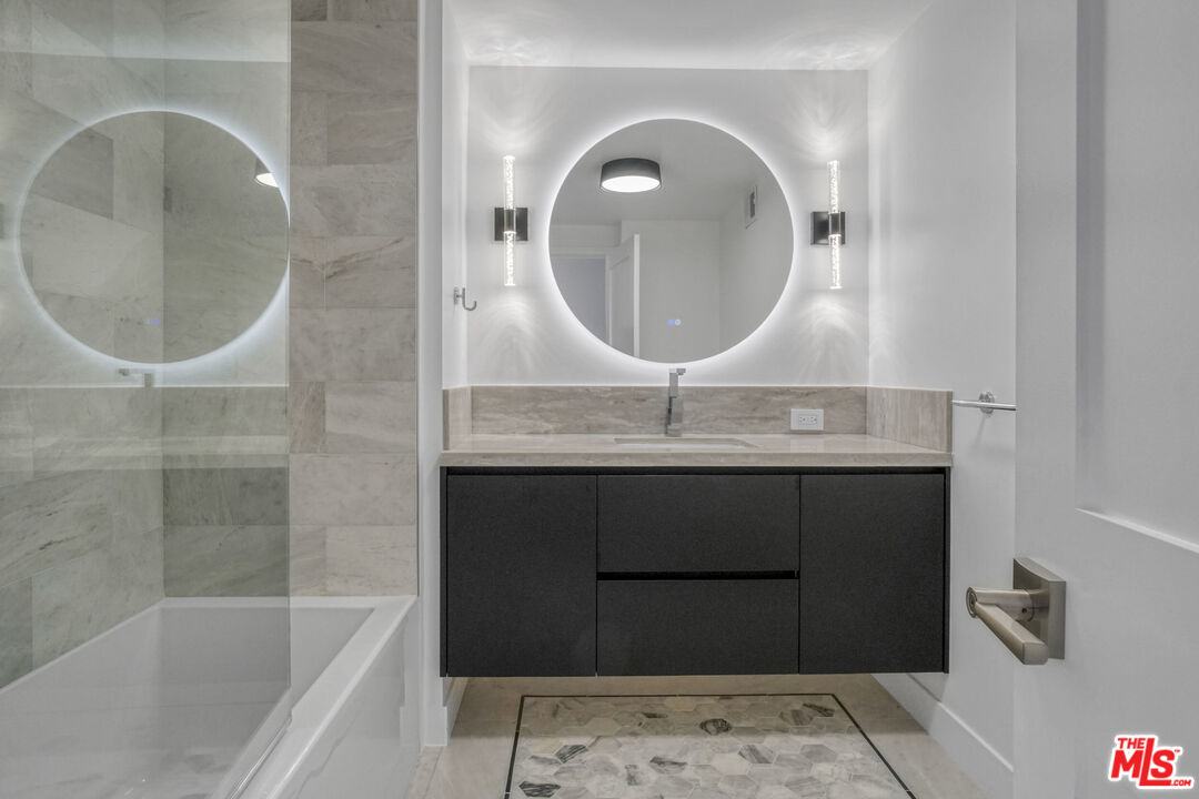 2170 Century Park Unit: 212