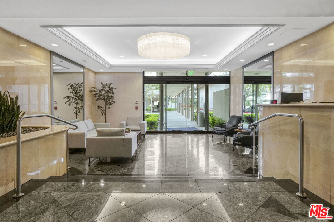 2170 Century Park Unit: 212