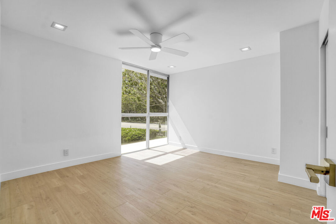 2170 Century Park Unit: 212