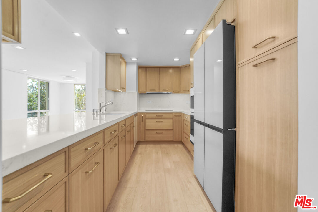 2170 Century Park Unit: 212